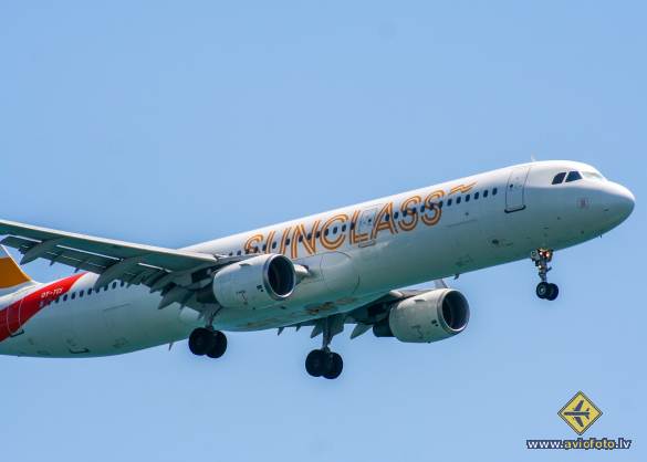 Airbus A321-211